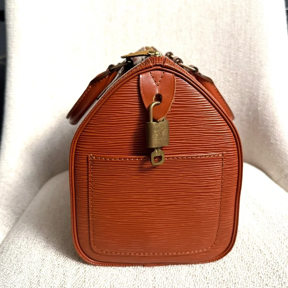 Authentic Louis Vuitton Kenya Speedy 25 bag brown Epi leather M43013